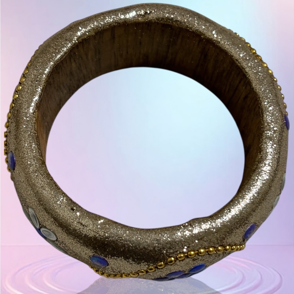 Bangle with Bead and Floral Accents Gold and Blue - Picture 7 of 11